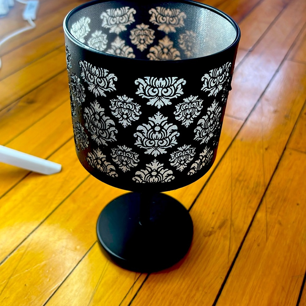 Vintage PartyLite Forbidden Boudoir Candle Lamp